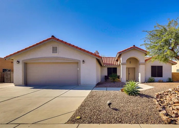 Foothills Family Near & Colorado River! Holiday home