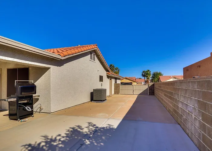 Foothills Family Near & Colorado River! Holiday home Yuma